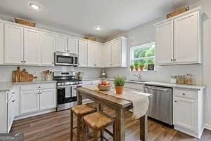 343 Shoals Trl — photo 5 of 10