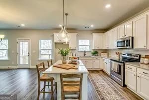 407 Shoals Trl — photo 4 of 11
