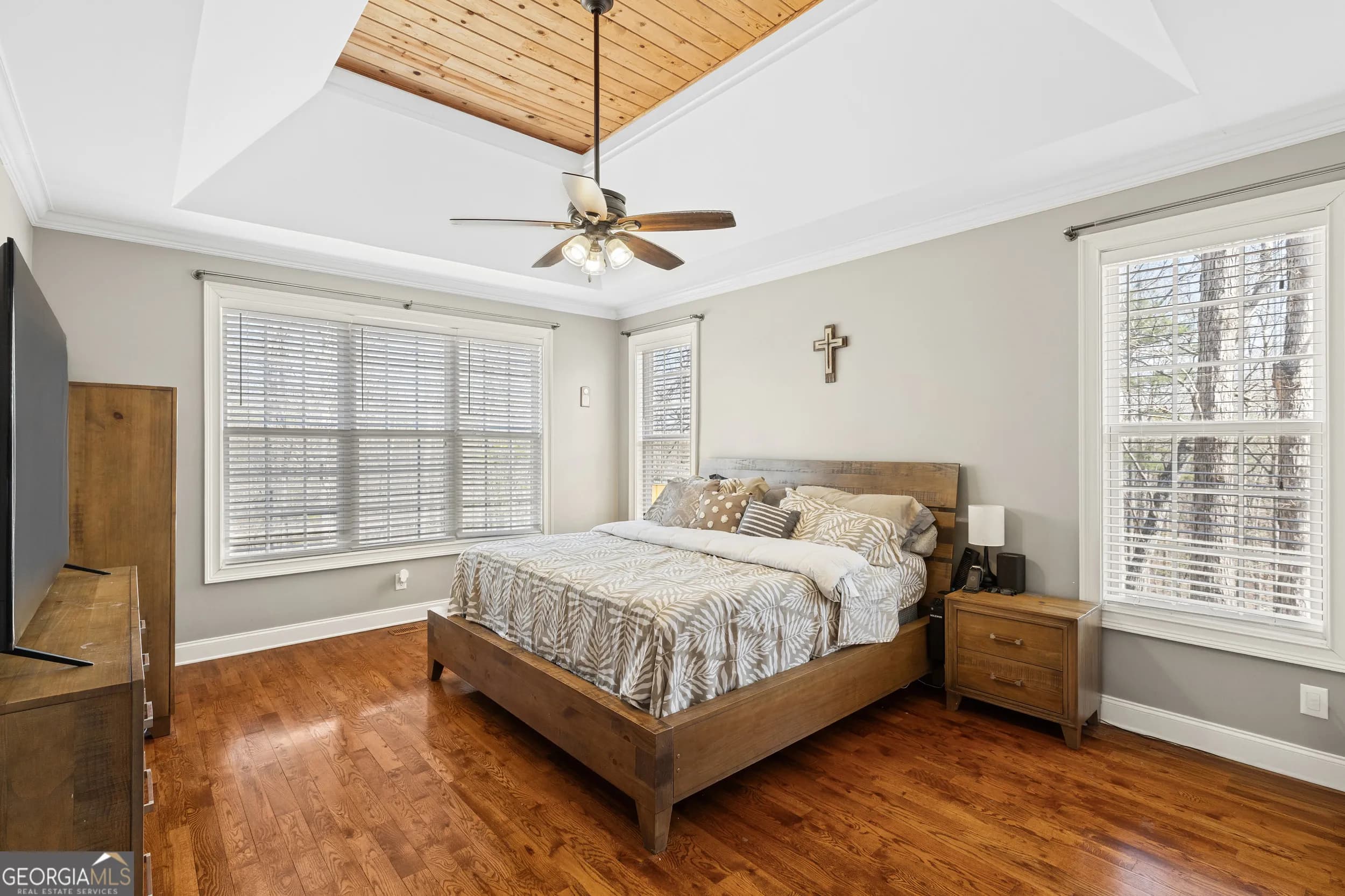 9810 Walnut Grove Trl — photo 3 of 40