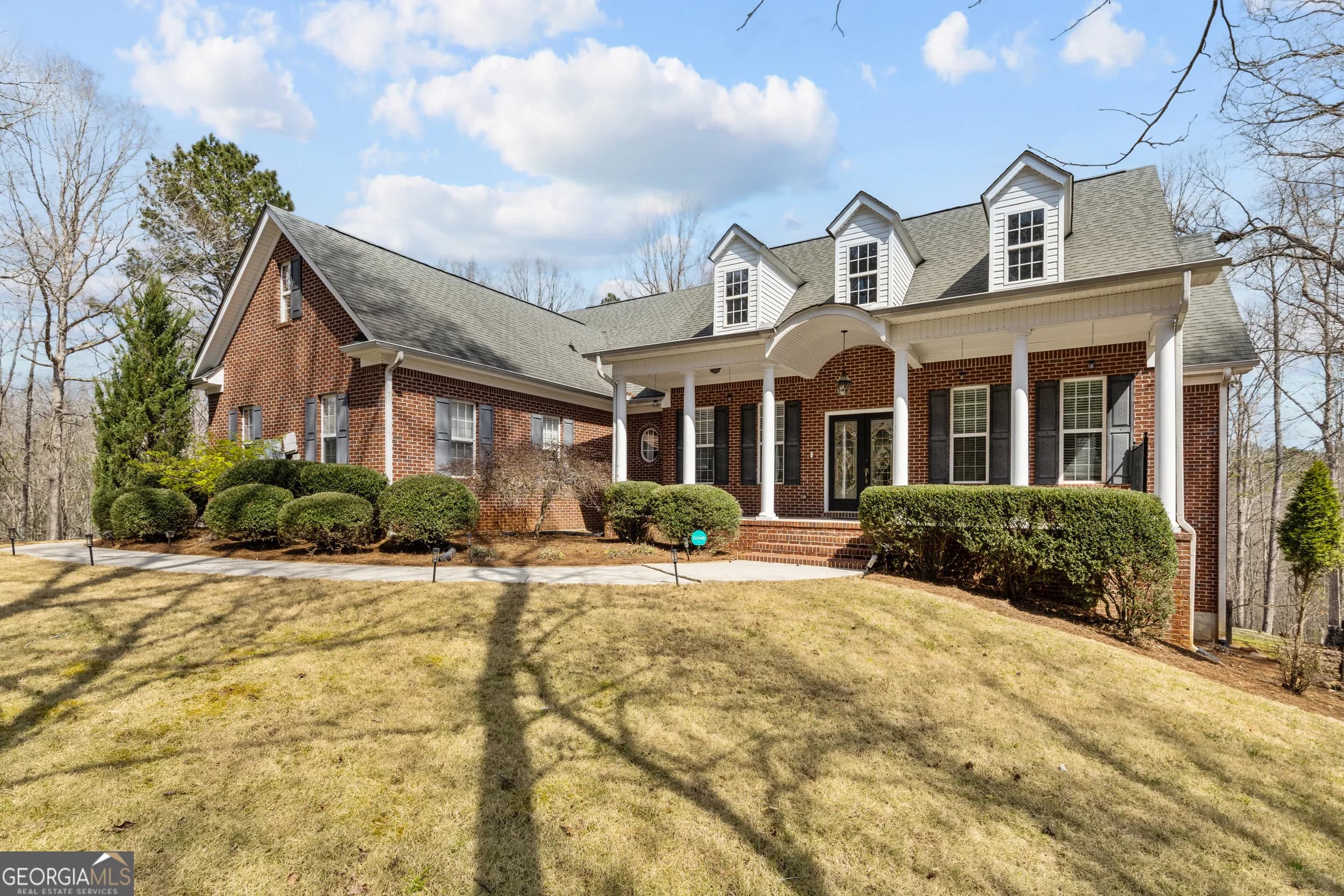 9810 Walnut Grove Trl — photo 2 of 40