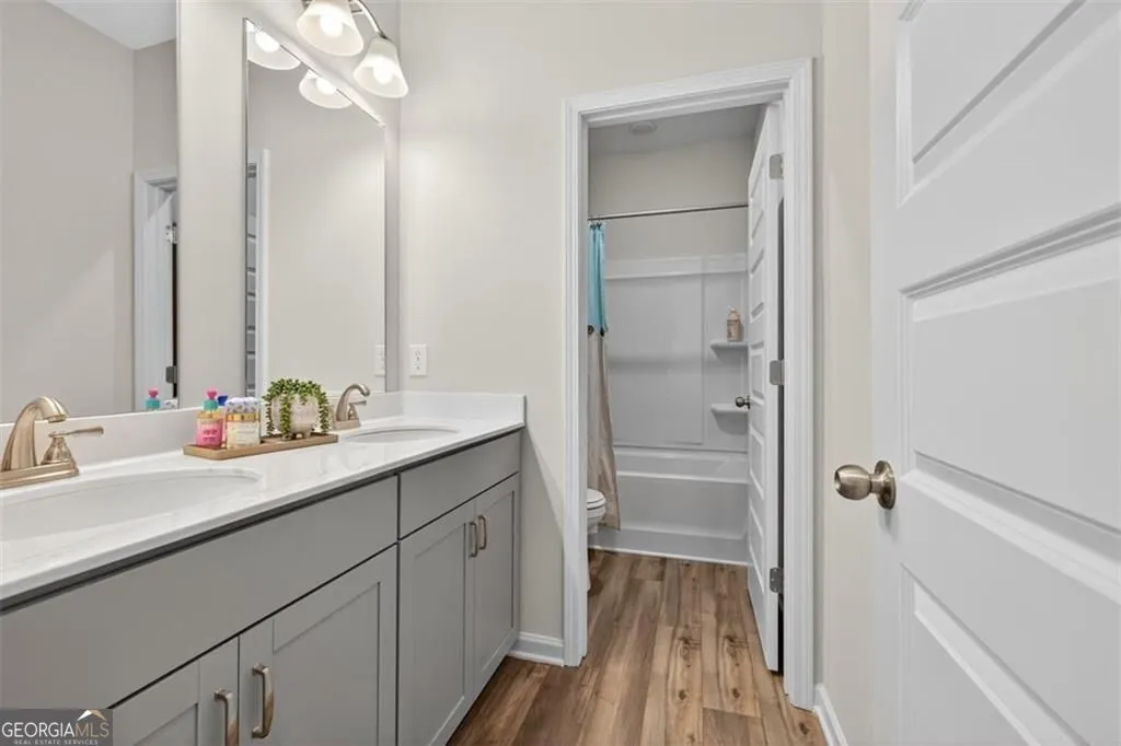 301 Oakmont Dr — photo 18 of 42