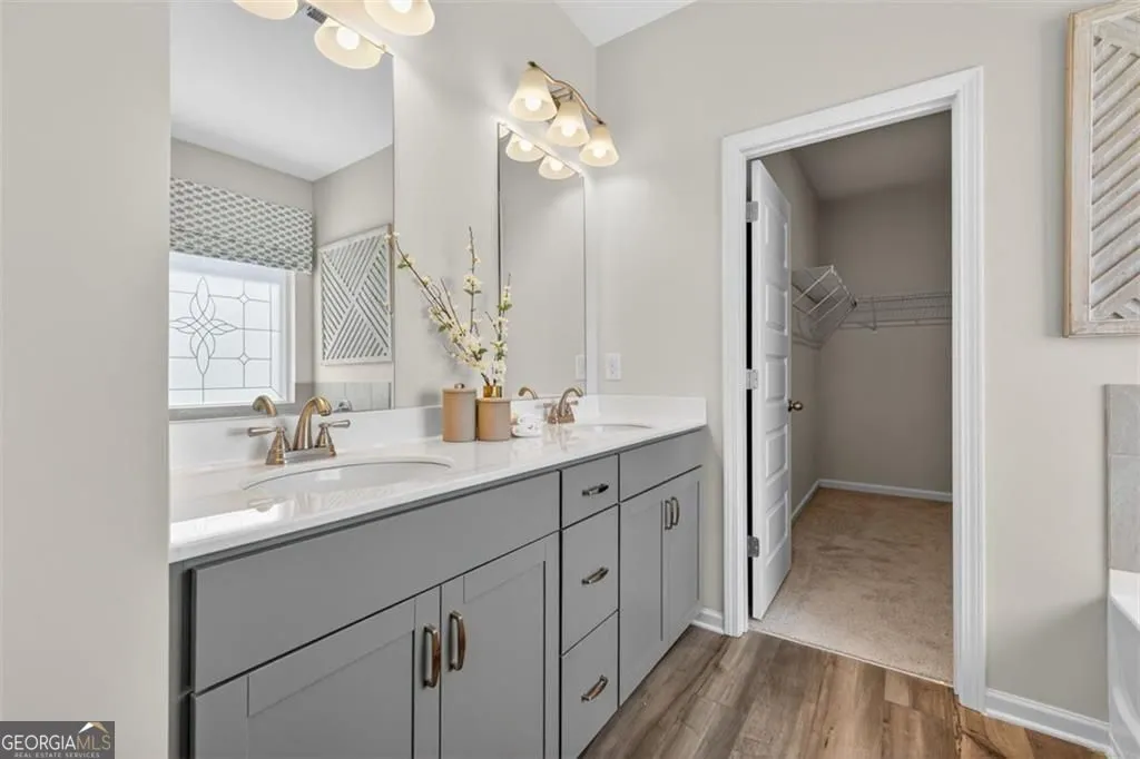 301 Oakmont Dr — photo 32 of 42