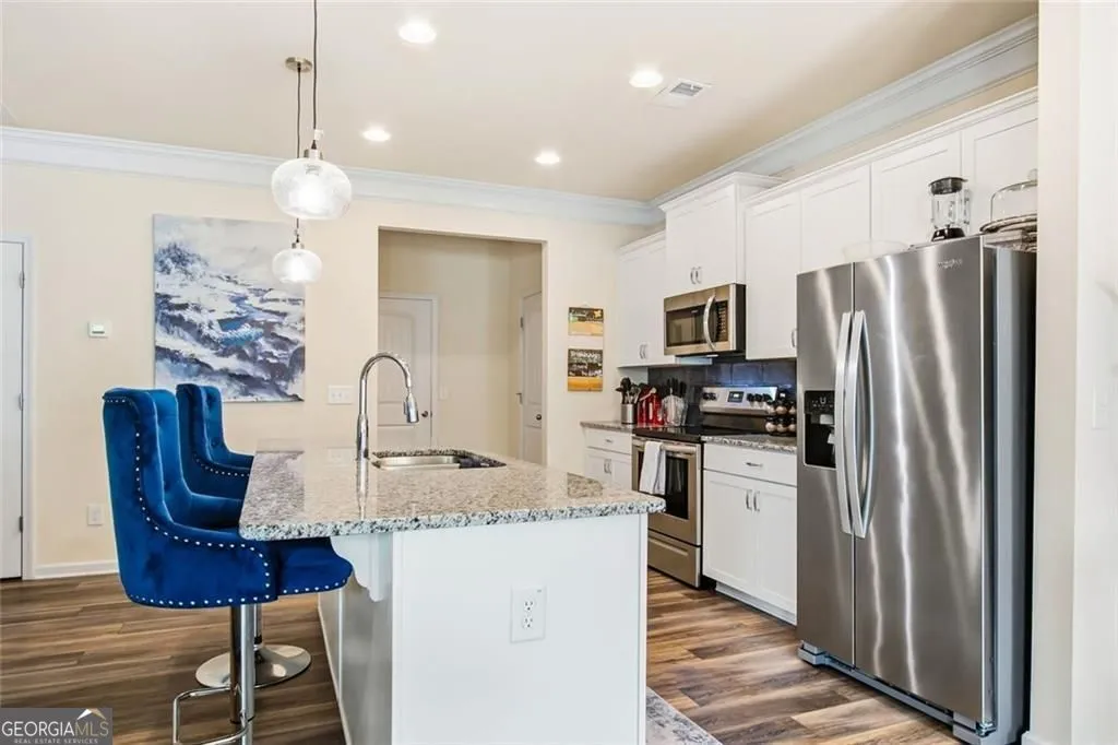 521 Crescent Woode Way — photo 3 of 36
