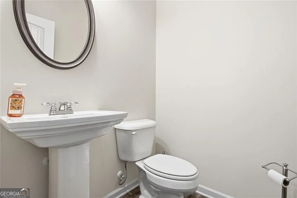 521 Crescent Woode Way — photo 4 of 36