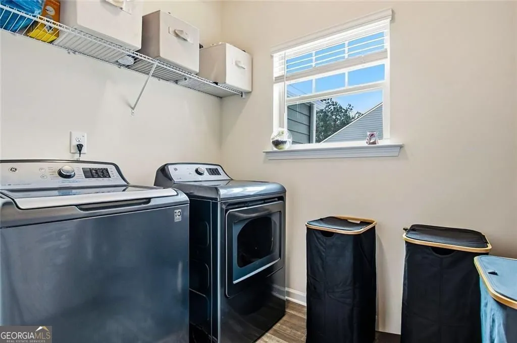 521 Crescent Woode Way — photo 9 of 36