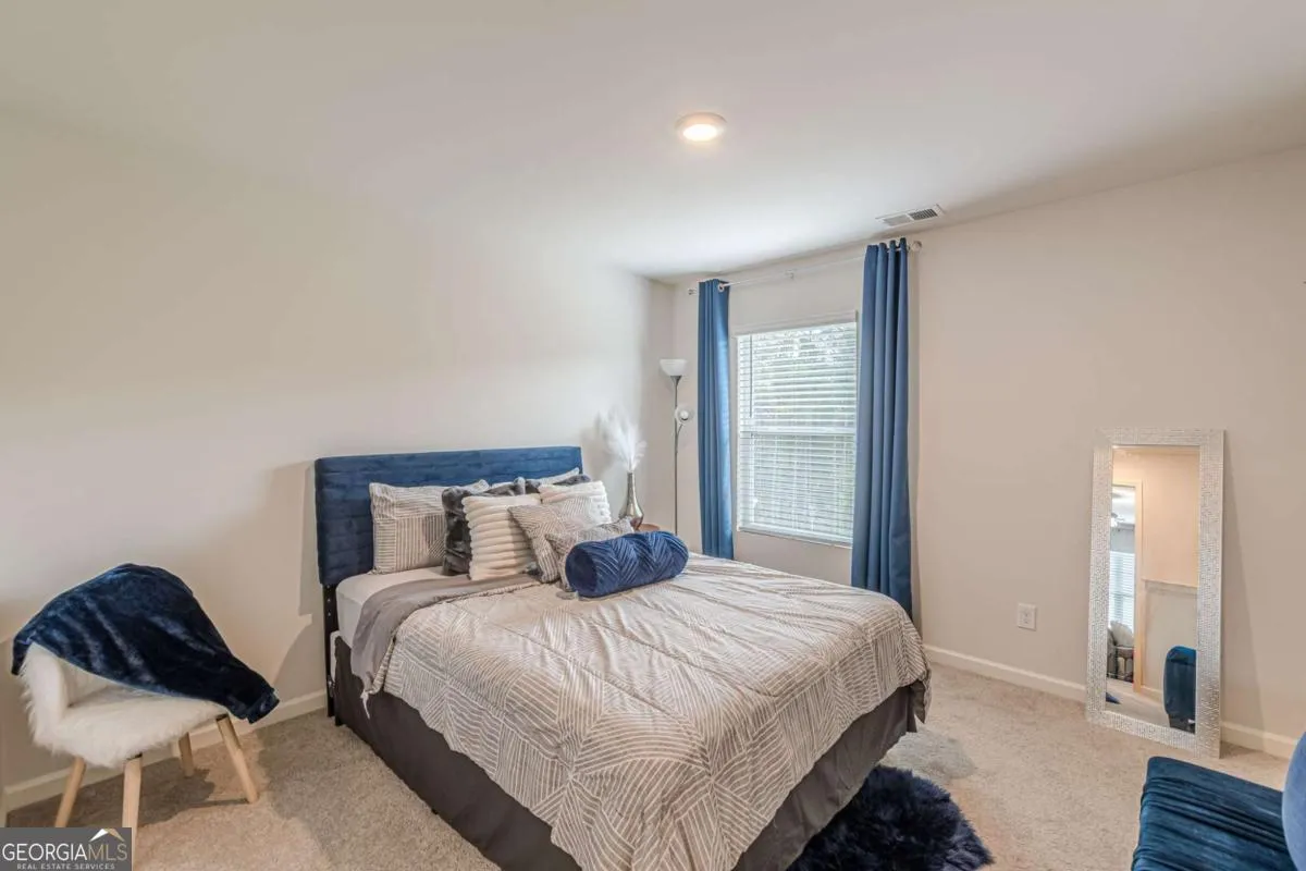 545 Sienna Blf — photo 15 of 40