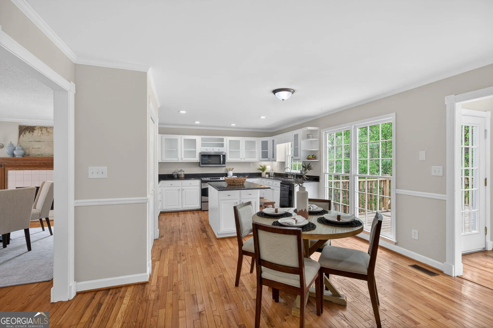 4901 Tree Tops Dr — photo 10 of 17