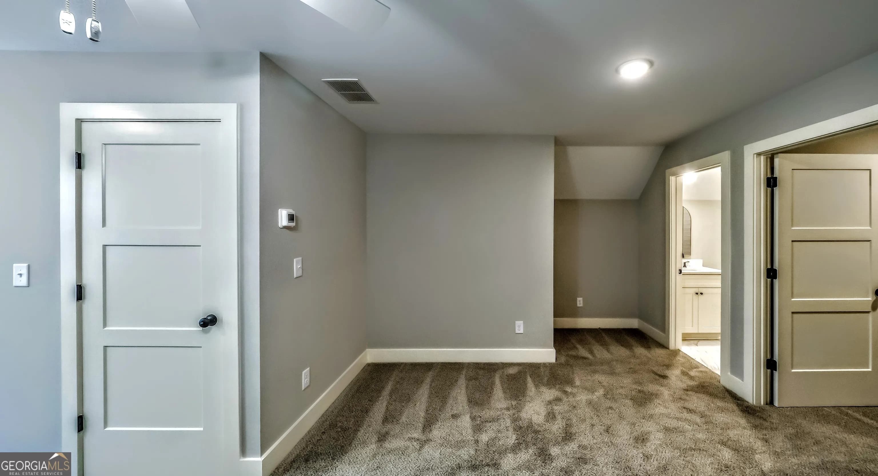 136 Rainey Rd — photo 40 of 71