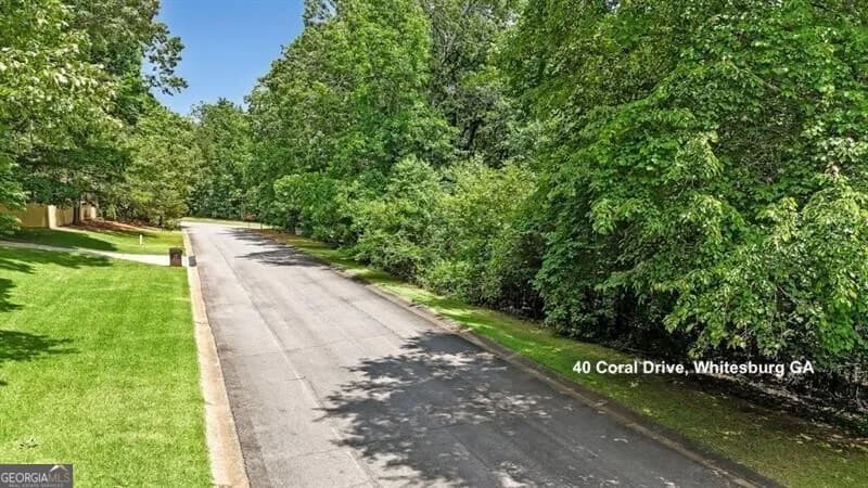 40 Coral Dr — photo 8 of 13
