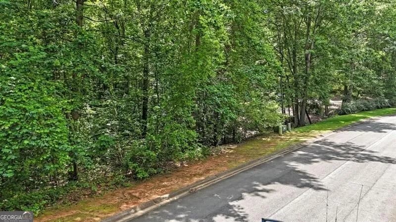 40 Coral Dr — photo 9 of 13