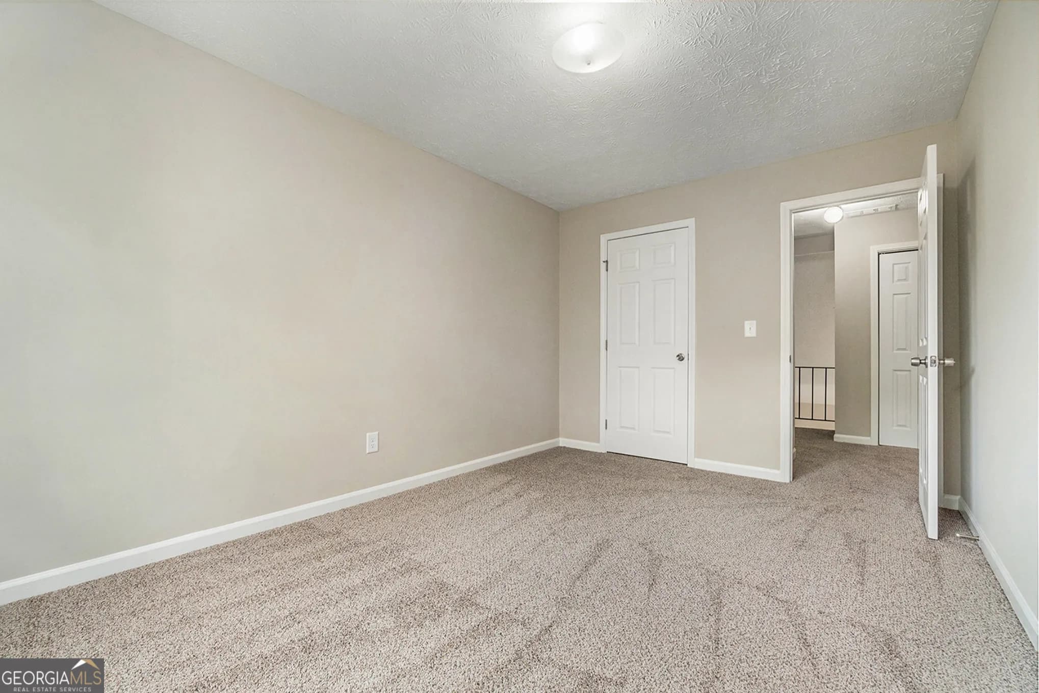 6124 Dorsett St — photo 9 of 12