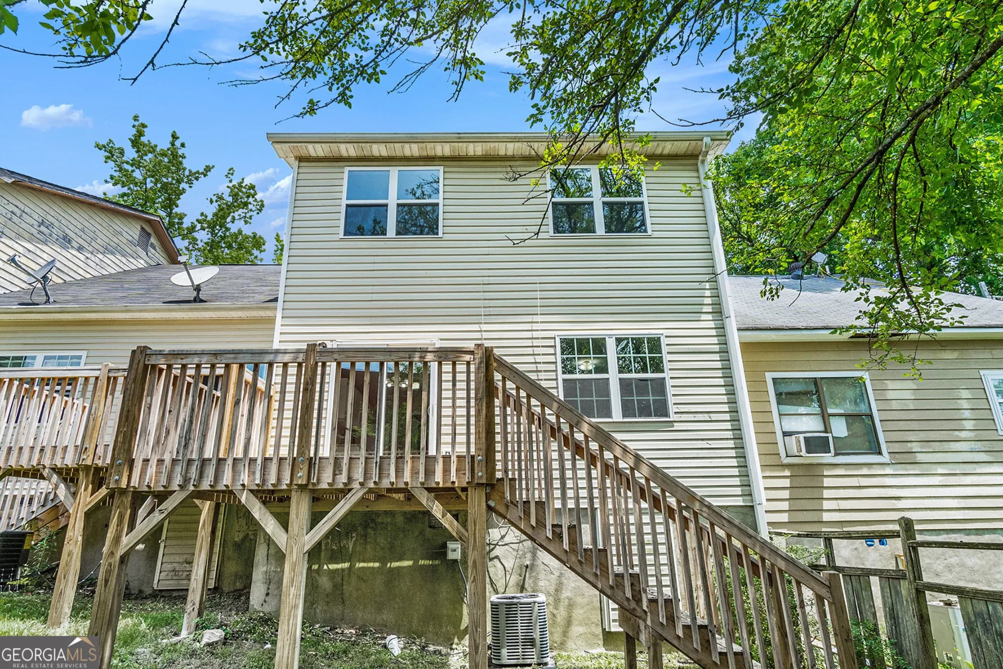 6124 Dorsett St — photo 3 of 12
