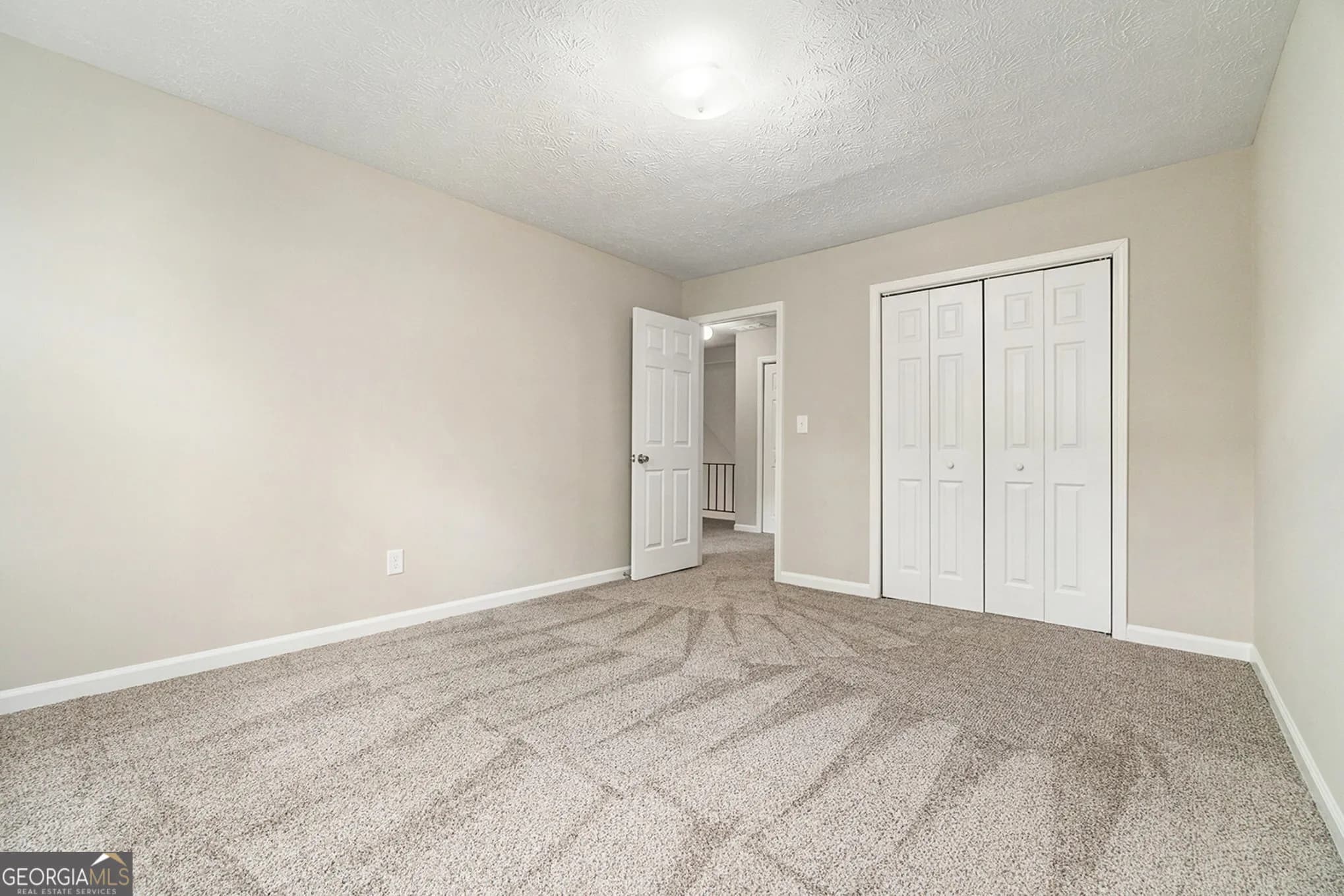 6124 Dorsett St — photo 10 of 12