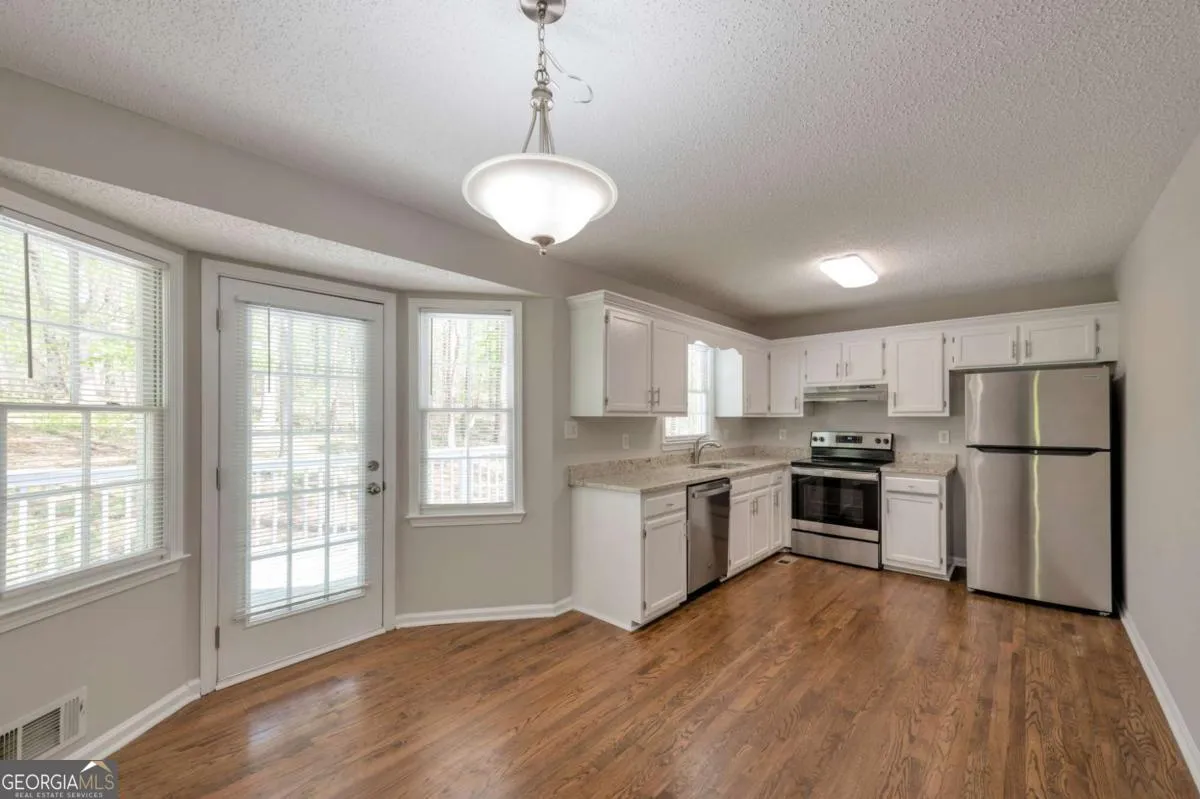 252 Amber Way — photo 37 of 40