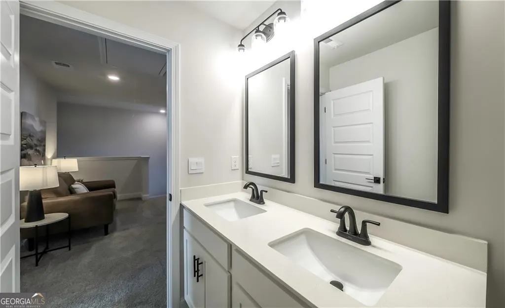 213 Laney Dr — photo 20 of 38
