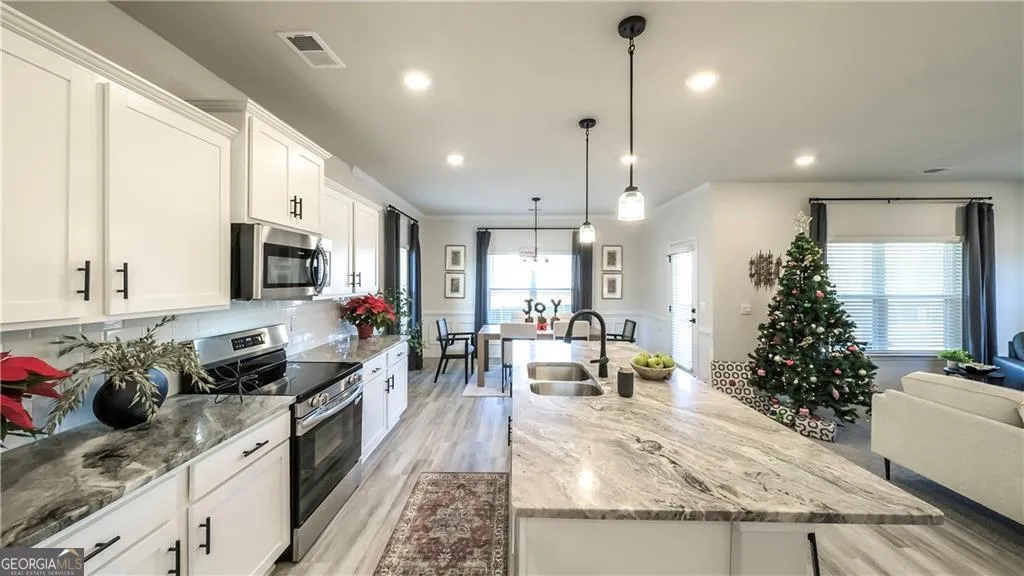 213 Laney Dr — photo 37 of 38