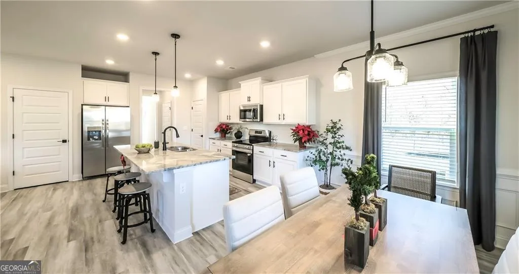 213 Laney Dr — photo 35 of 38