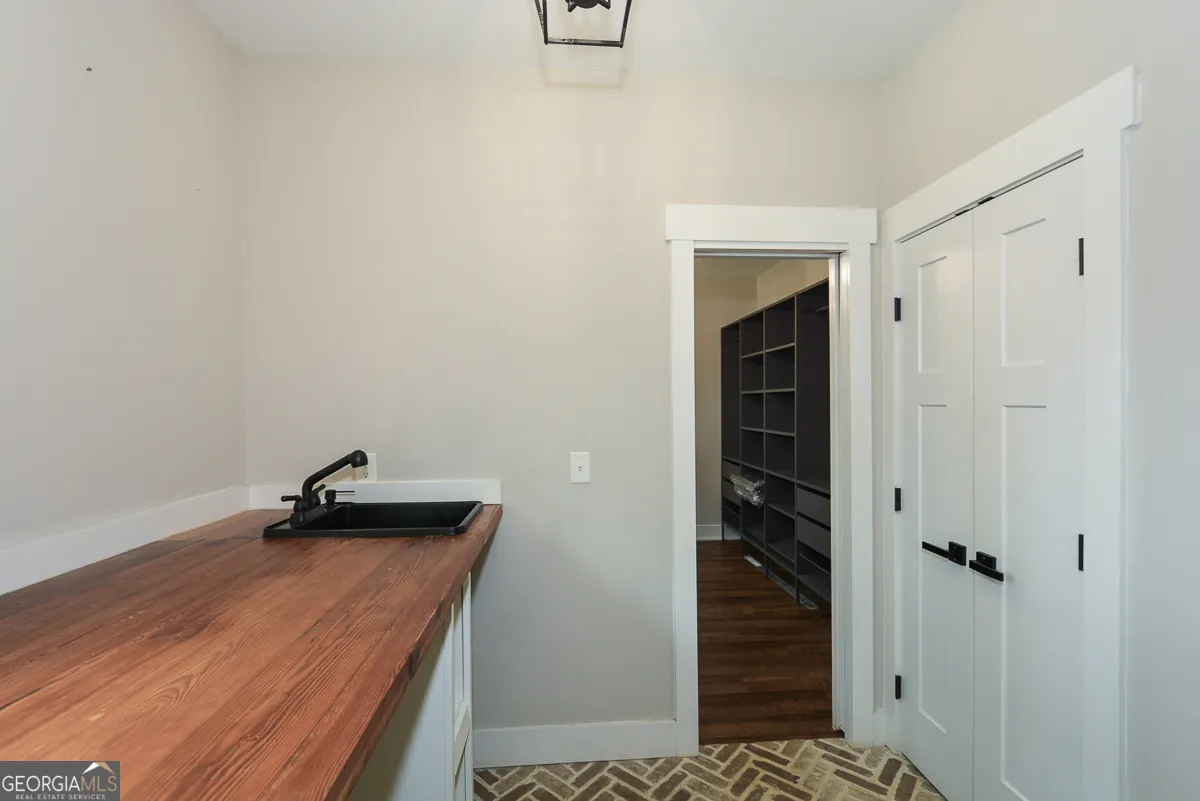 1839 Tibbitts Rd — photo 27 of 70