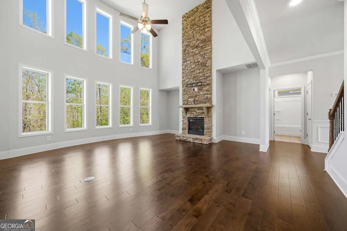 3208 Garden Hill Ln — photo 6 of 54