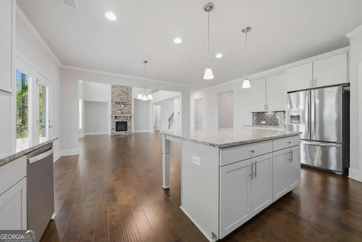 3208 Garden Hill Ln — photo 17 of 54