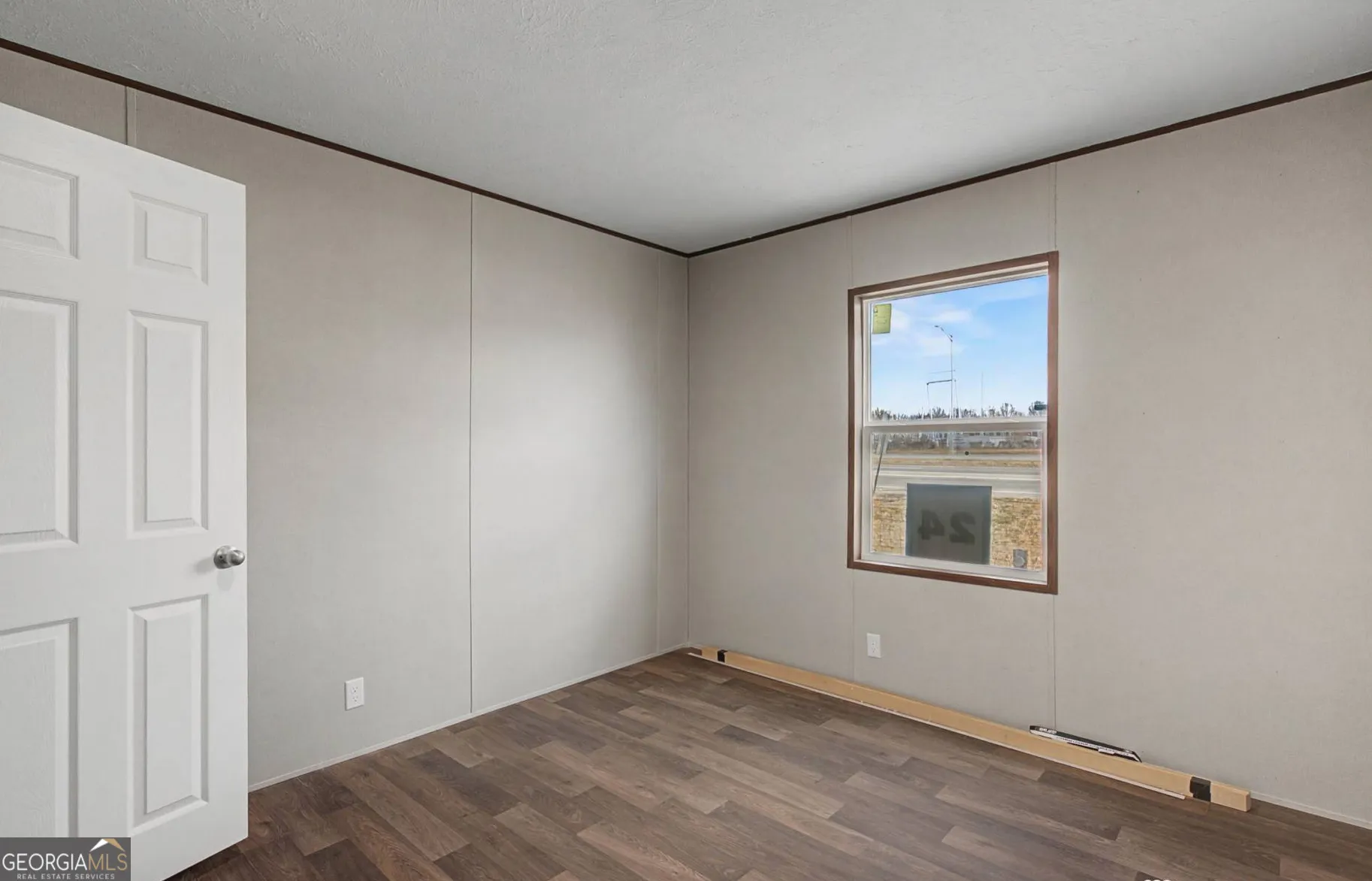 20 Kathy Ln — photo 5 of 17