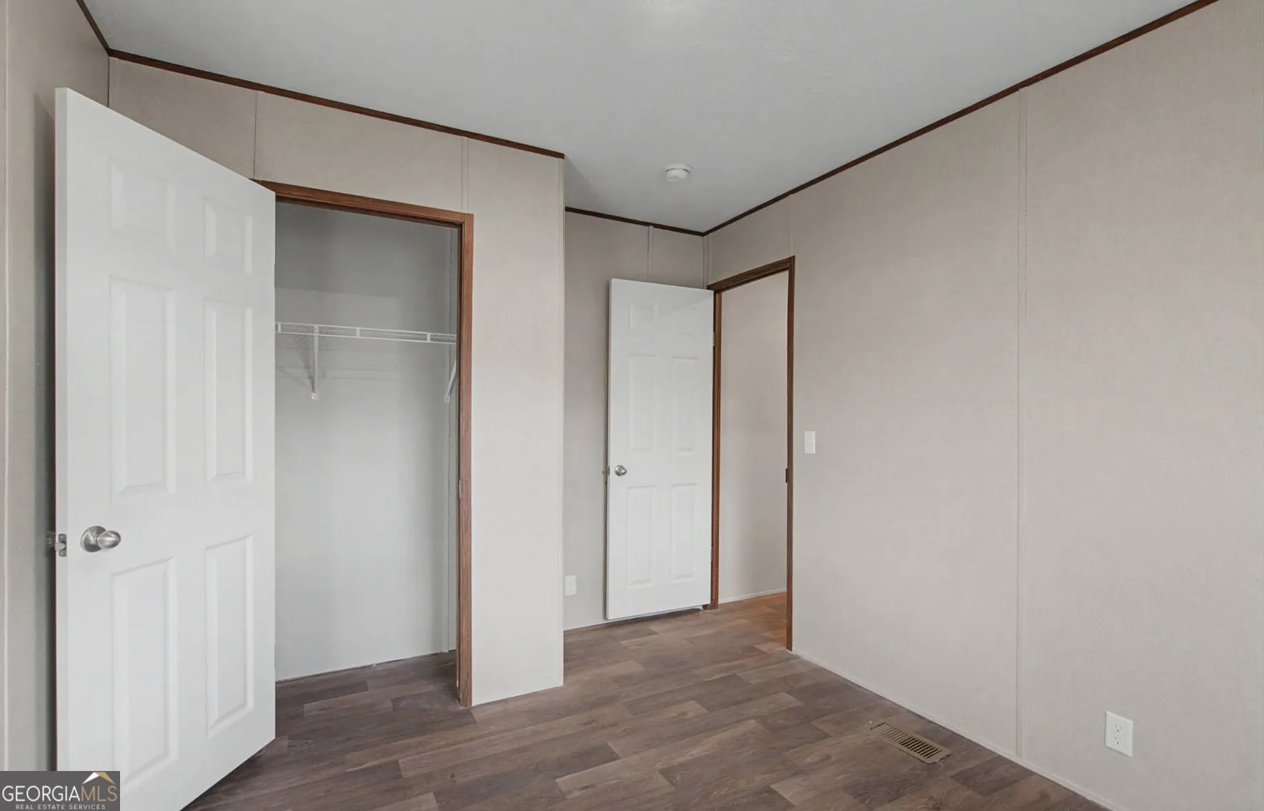 20 Kathy Ln — photo 7 of 17