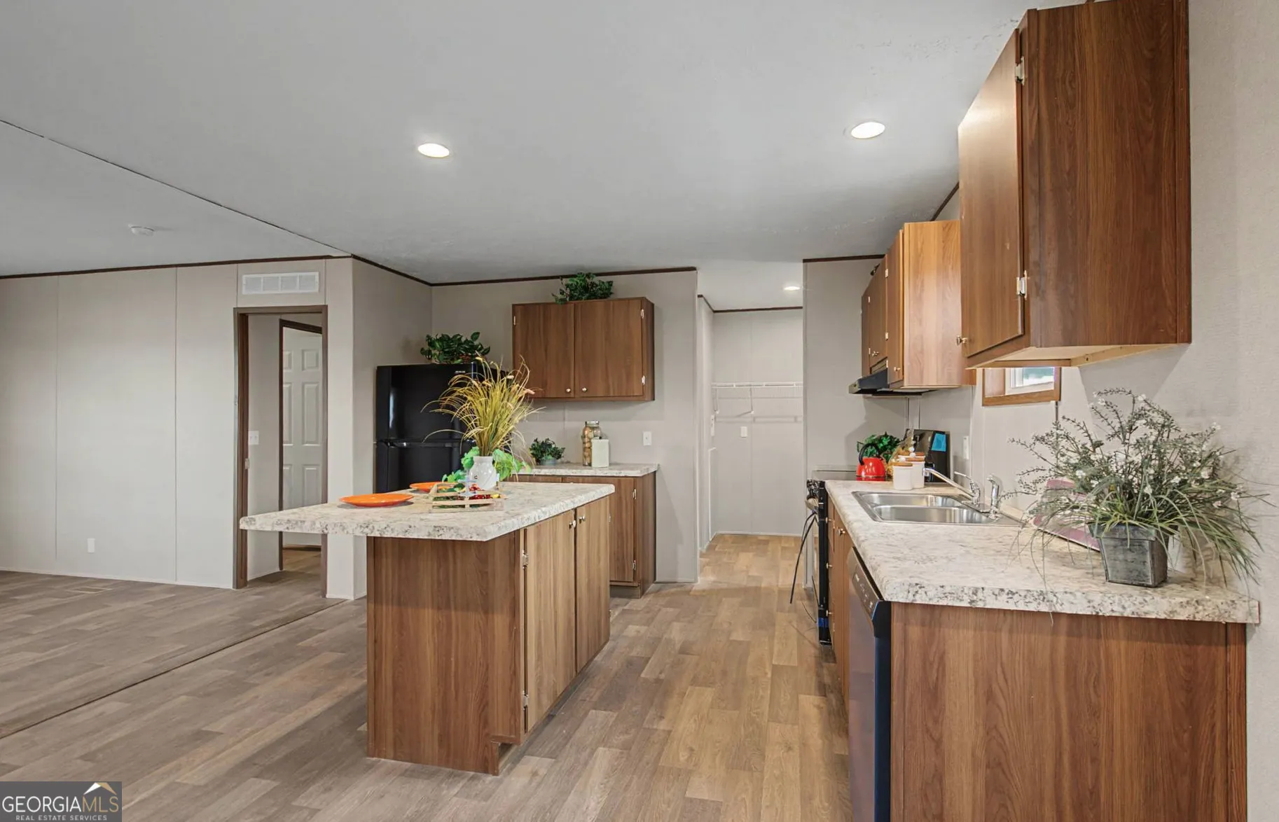 20 Kathy Ln — photo 12 of 17