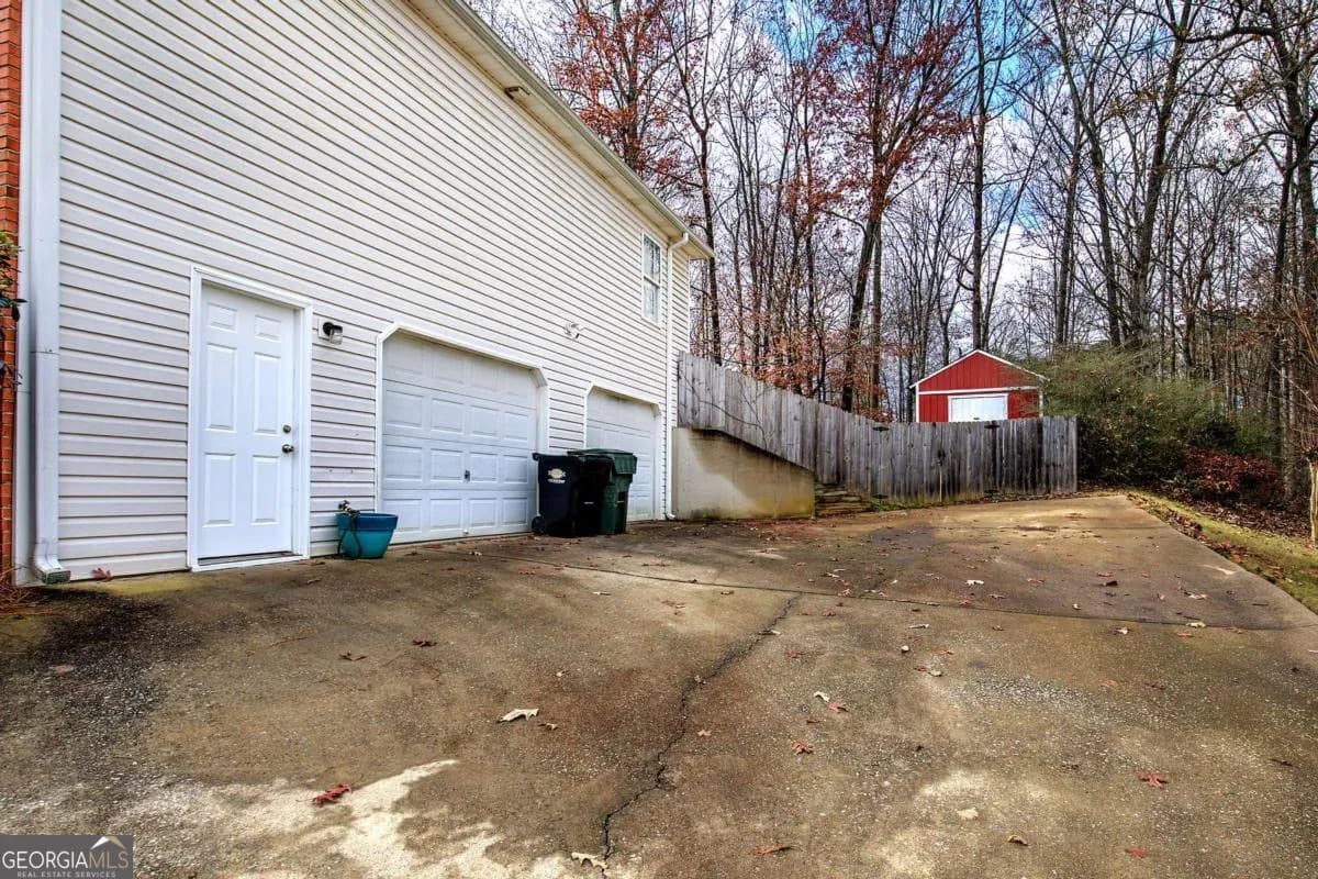 73 Riverstone Dr — photo 13 of 45