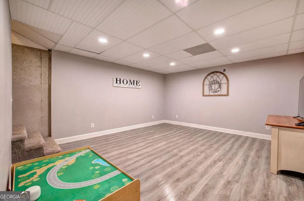 73 Riverstone Dr — photo 27 of 45
