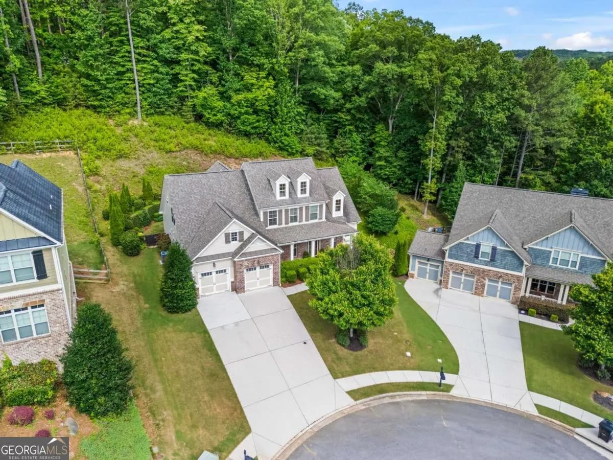 183 Lullwater Ln — photo 32 of 40