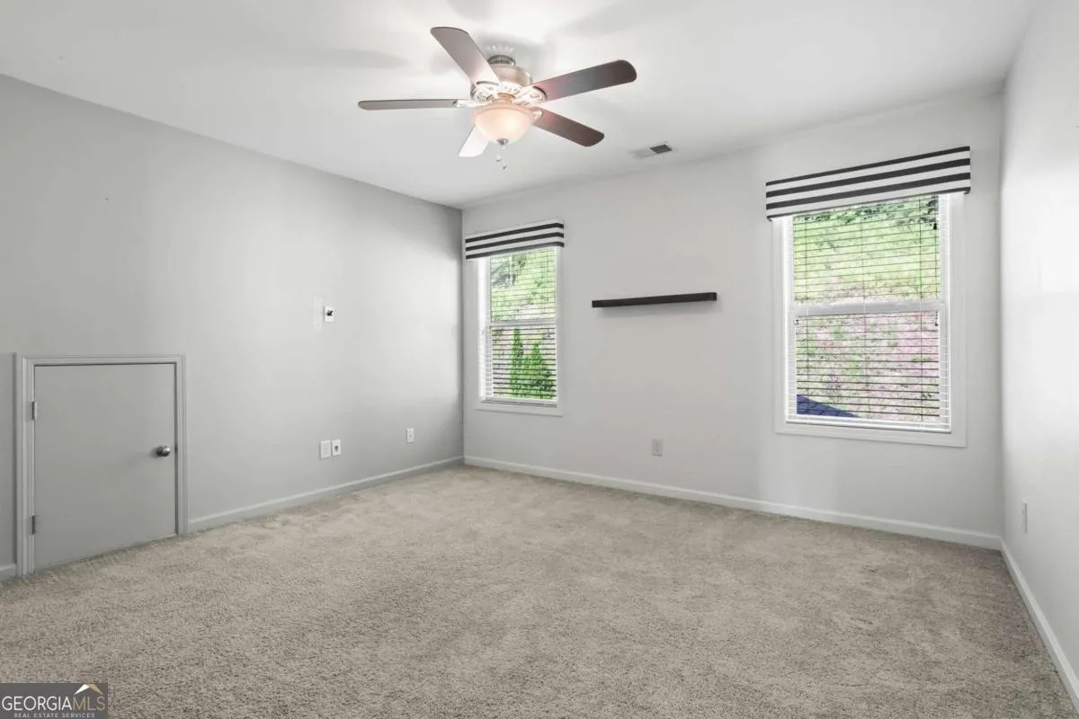 183 Lullwater Ln — photo 20 of 40