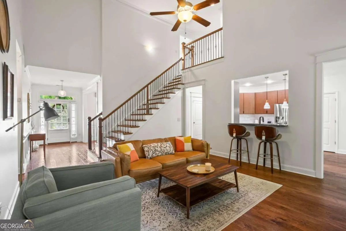 183 Lullwater Ln — photo 13 of 40