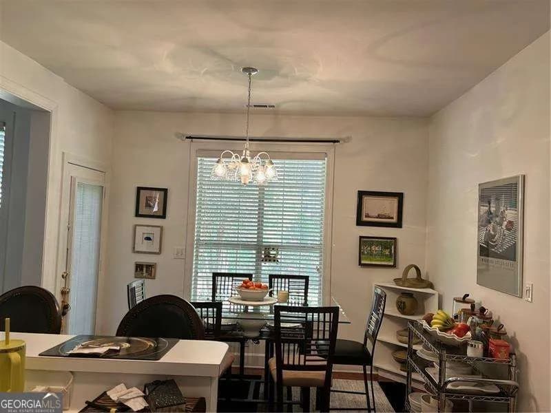 1228 Lakeview Pkwy — photo 13 of 18