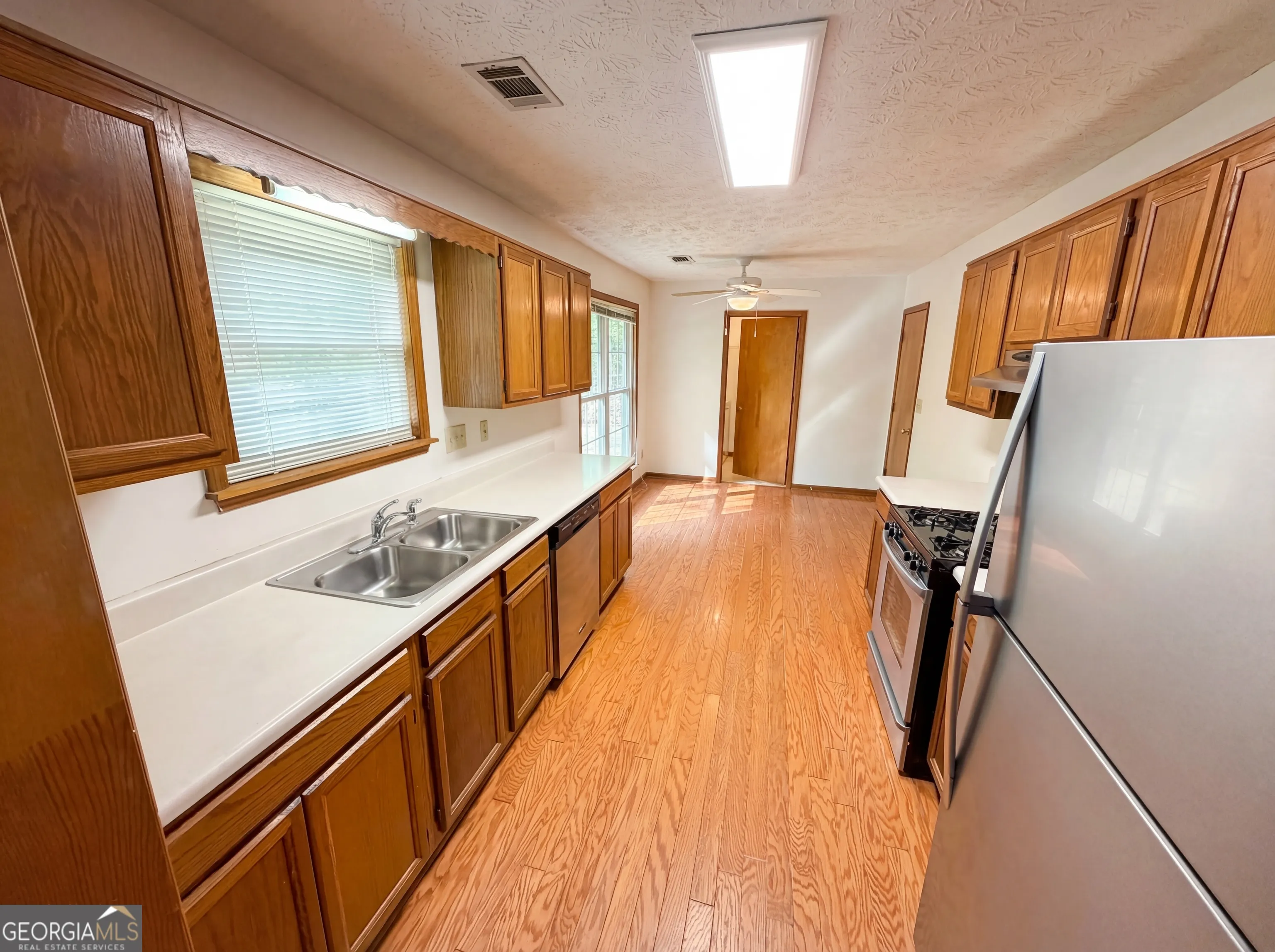 4445 Dorsett Shoals Run — photo 2 of 23