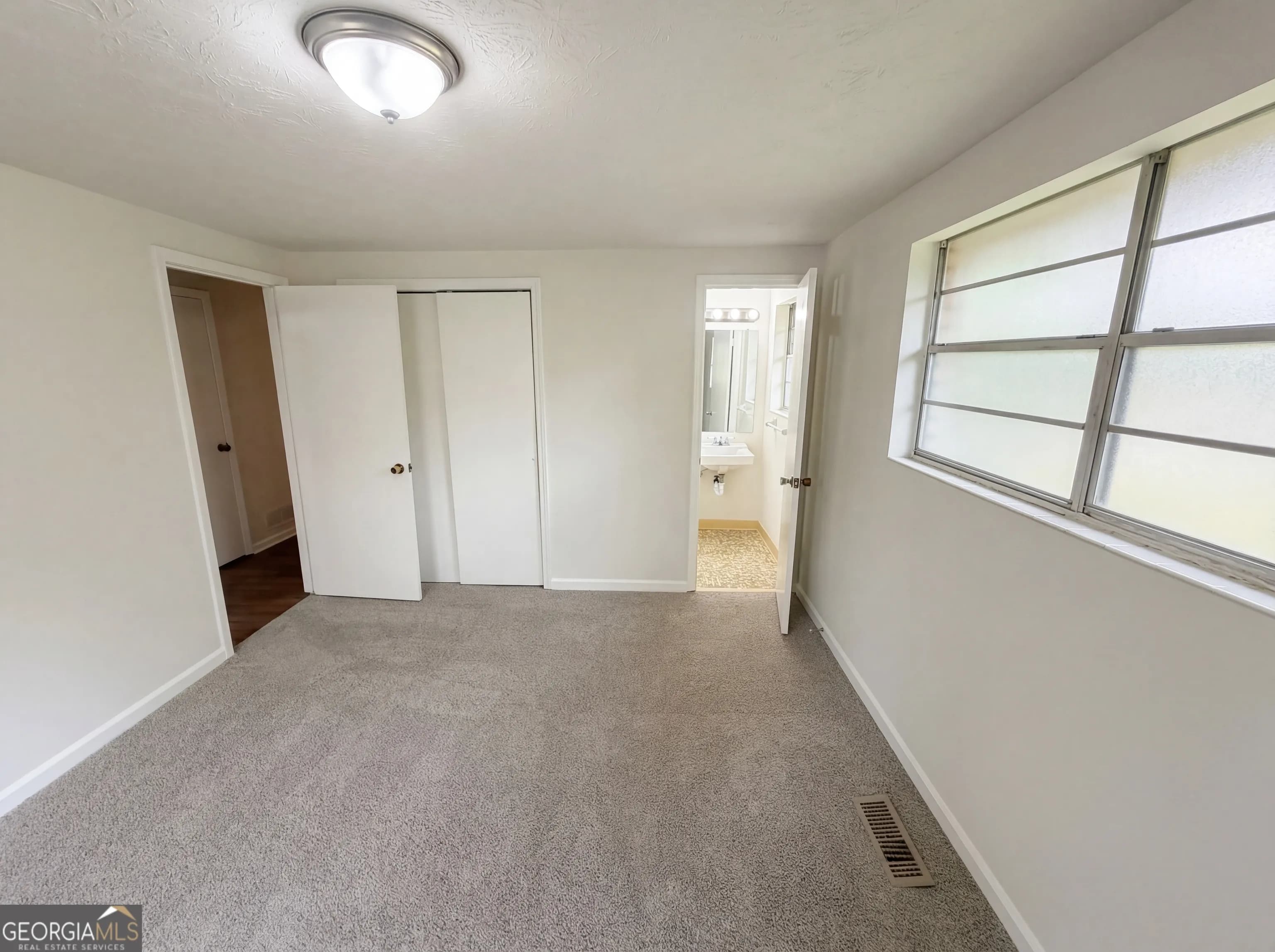 6372 S Skyline Dr — photo 14 of 16
