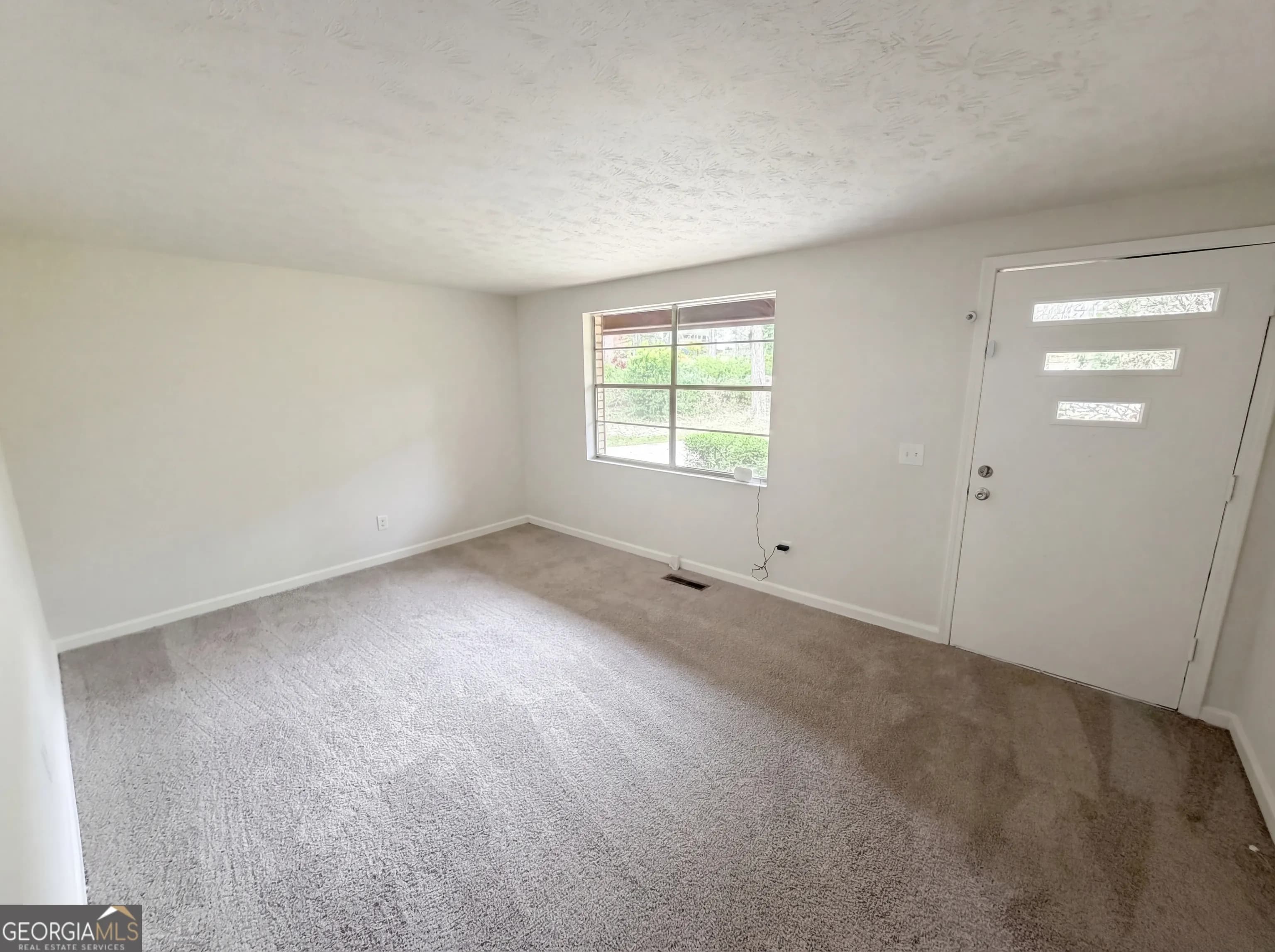 6372 S Skyline Dr — photo 12 of 16