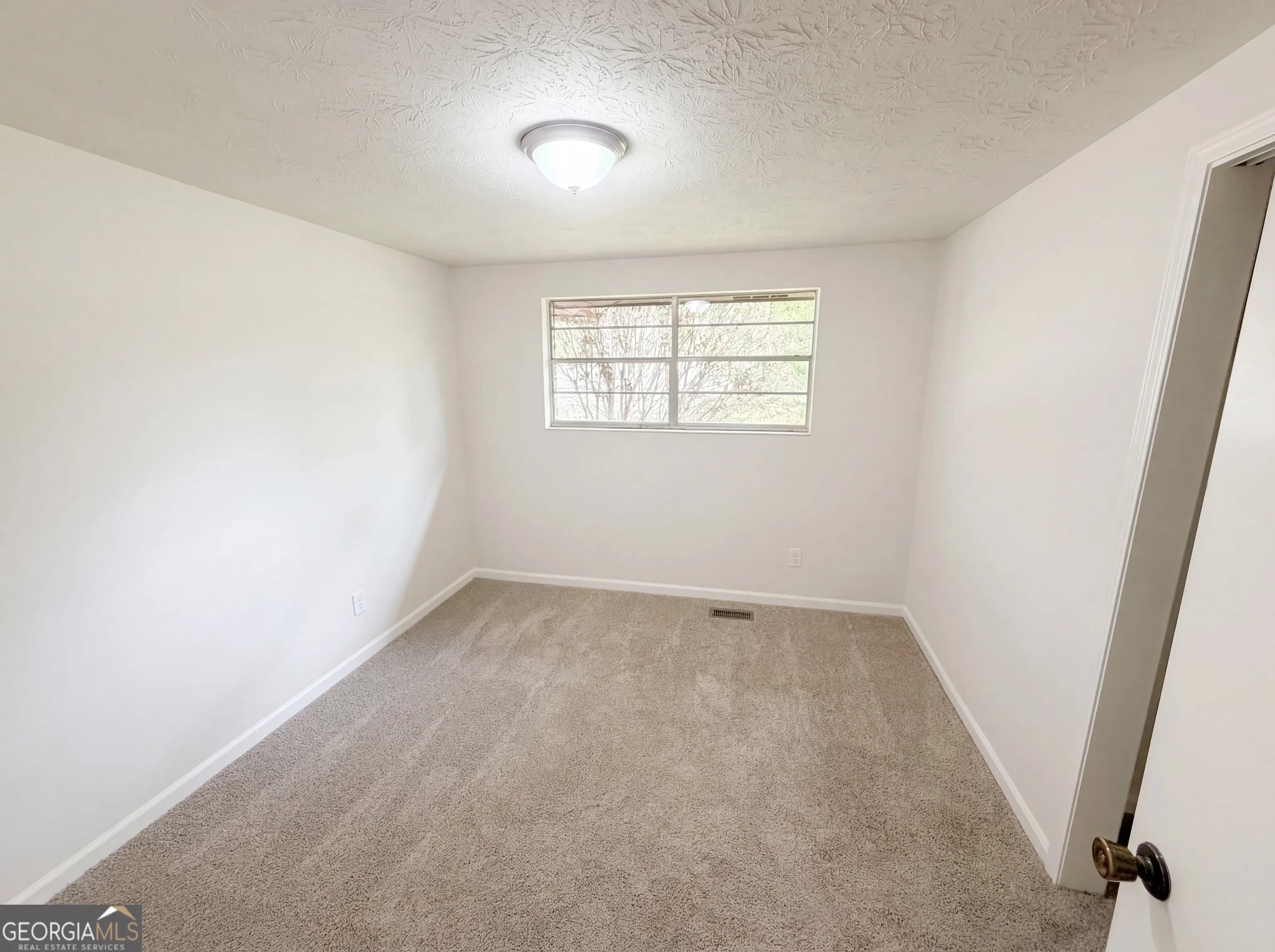 6372 S Skyline Dr — photo 15 of 16
