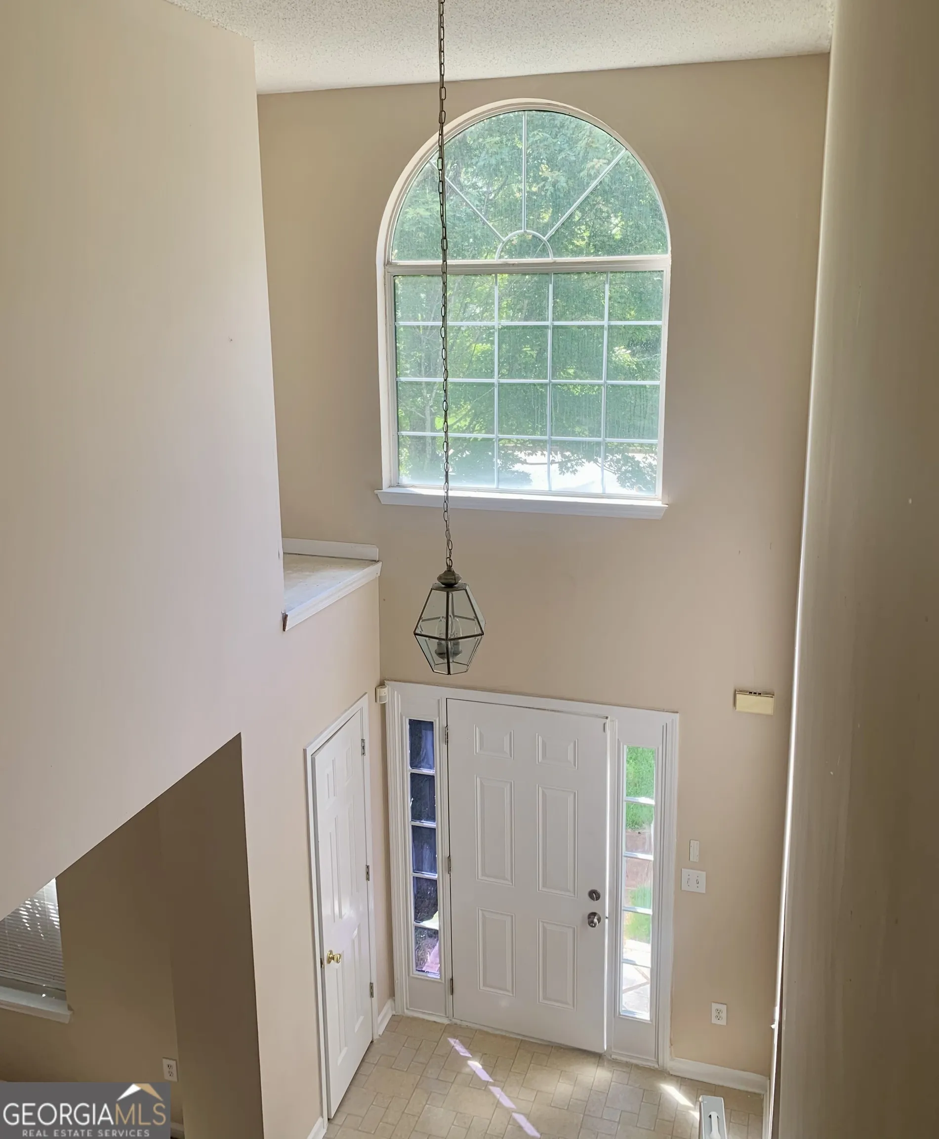6780 Manor Creek Dr — photo 7 of 8