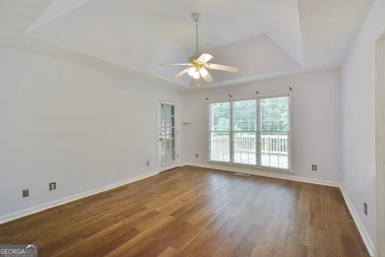 114 Due West St — photo 12 of 34