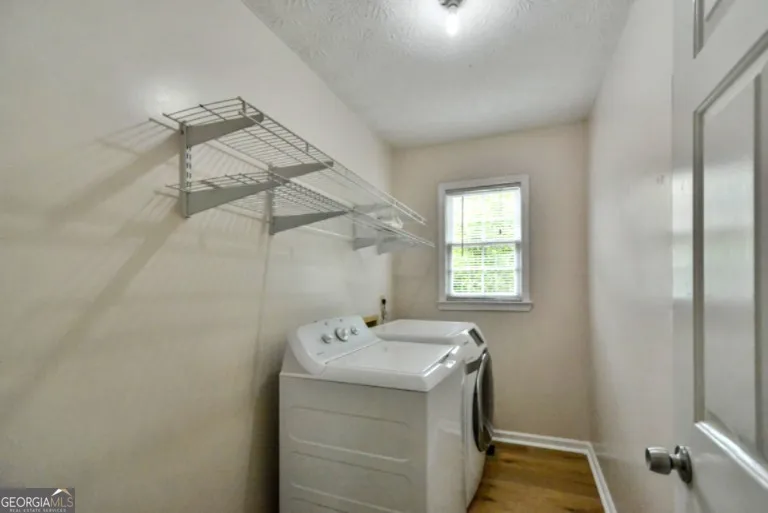 114 Due West St — photo 6 of 34