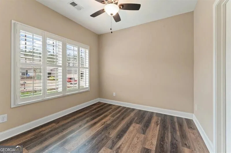 103 Hawthorne Ridge Cir — photo 17 of 37