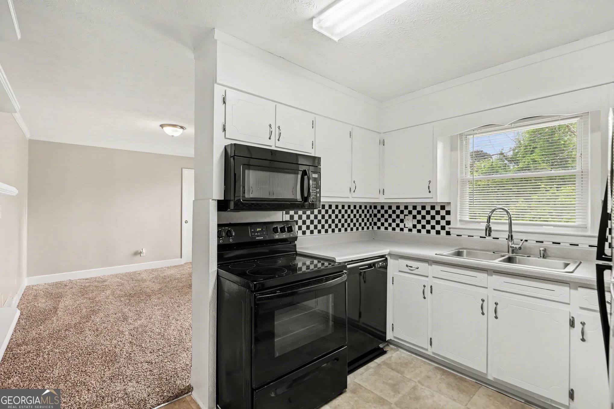 4938 Kings Hwy — photo 13 of 15