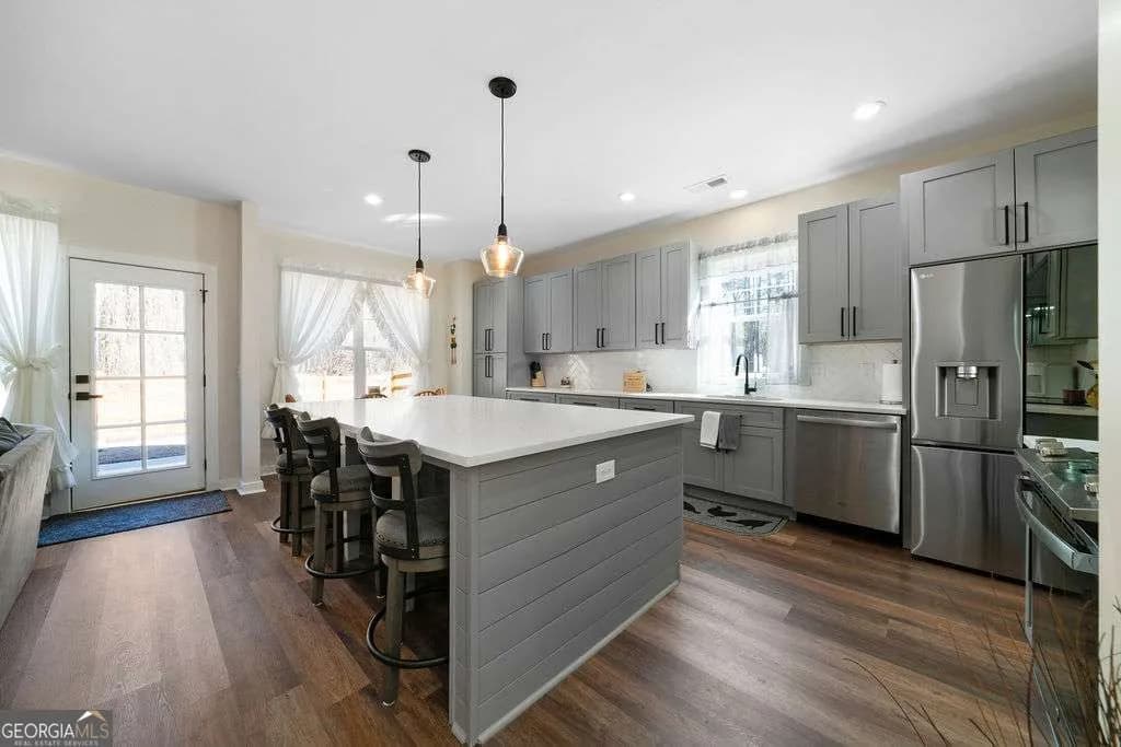 24 Plantation Oaks Dr — photo 3 of 50