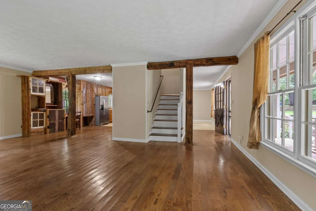112 Brannon Rd — photo 5 of 40