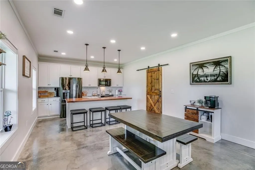 265 Mashburn Rd — photo 5 of 48