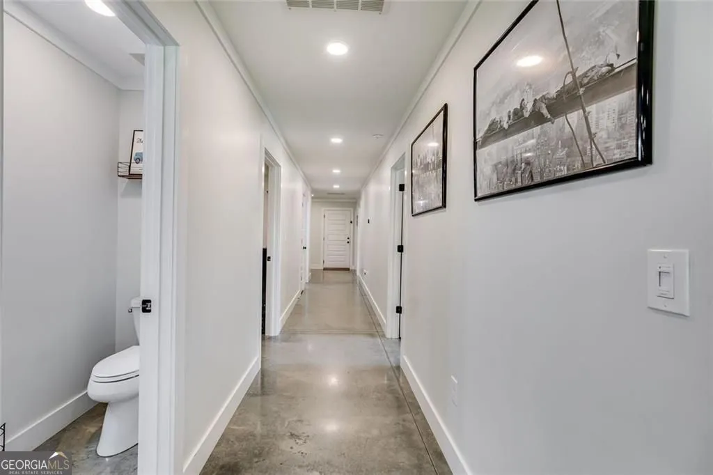 265 Mashburn Rd — photo 11 of 48