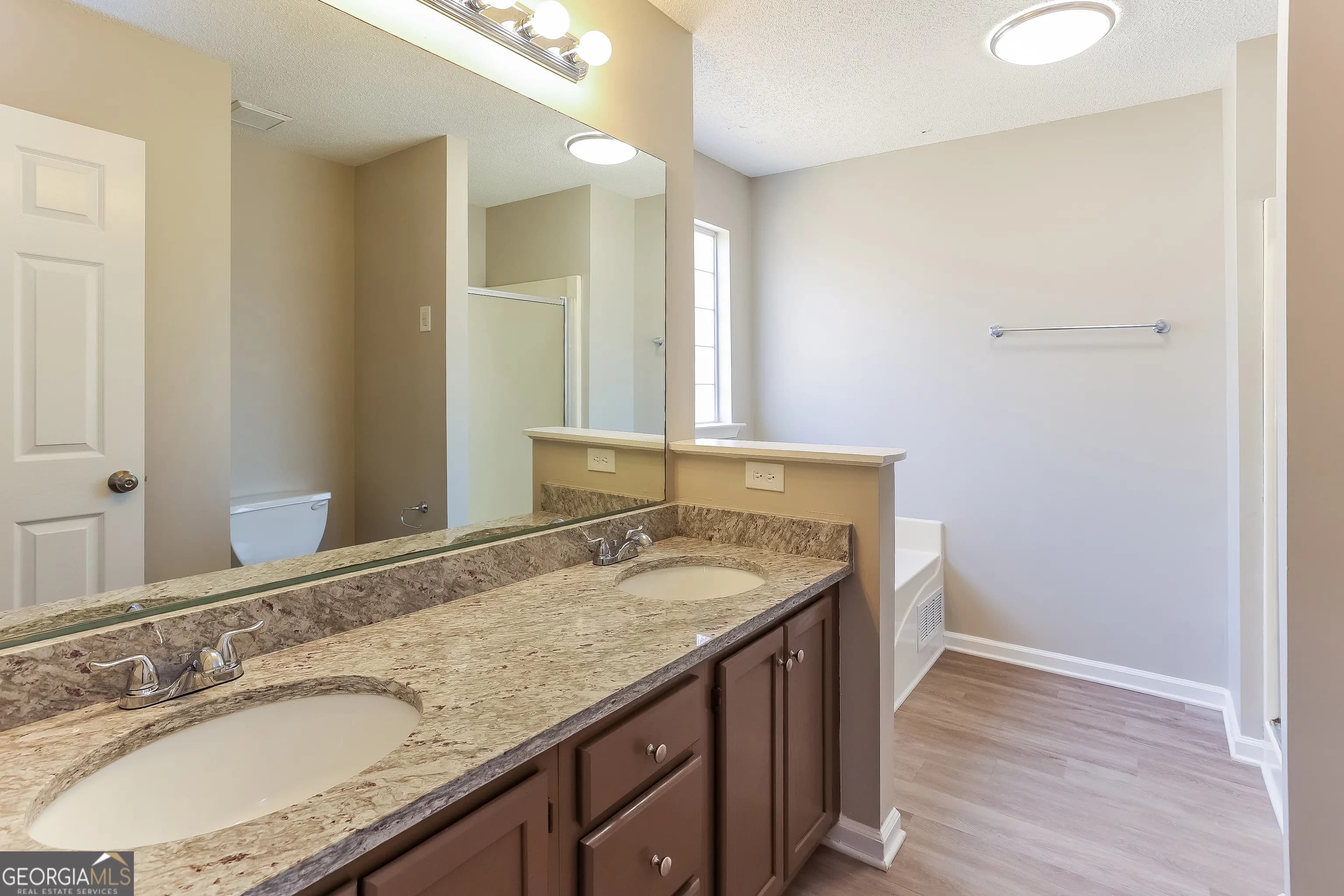 213 Lost Lake Way — photo 6 of 17