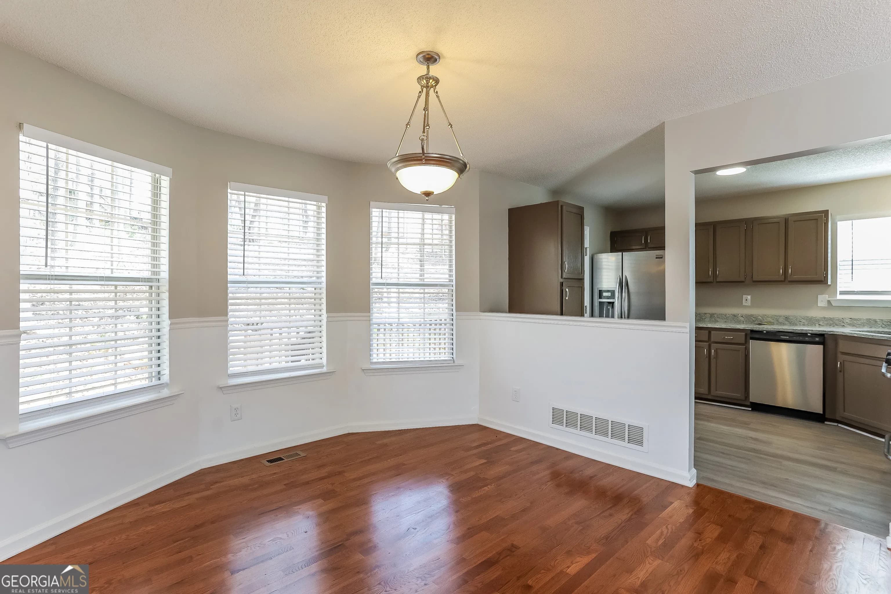 213 Lost Lake Way — photo 10 of 17