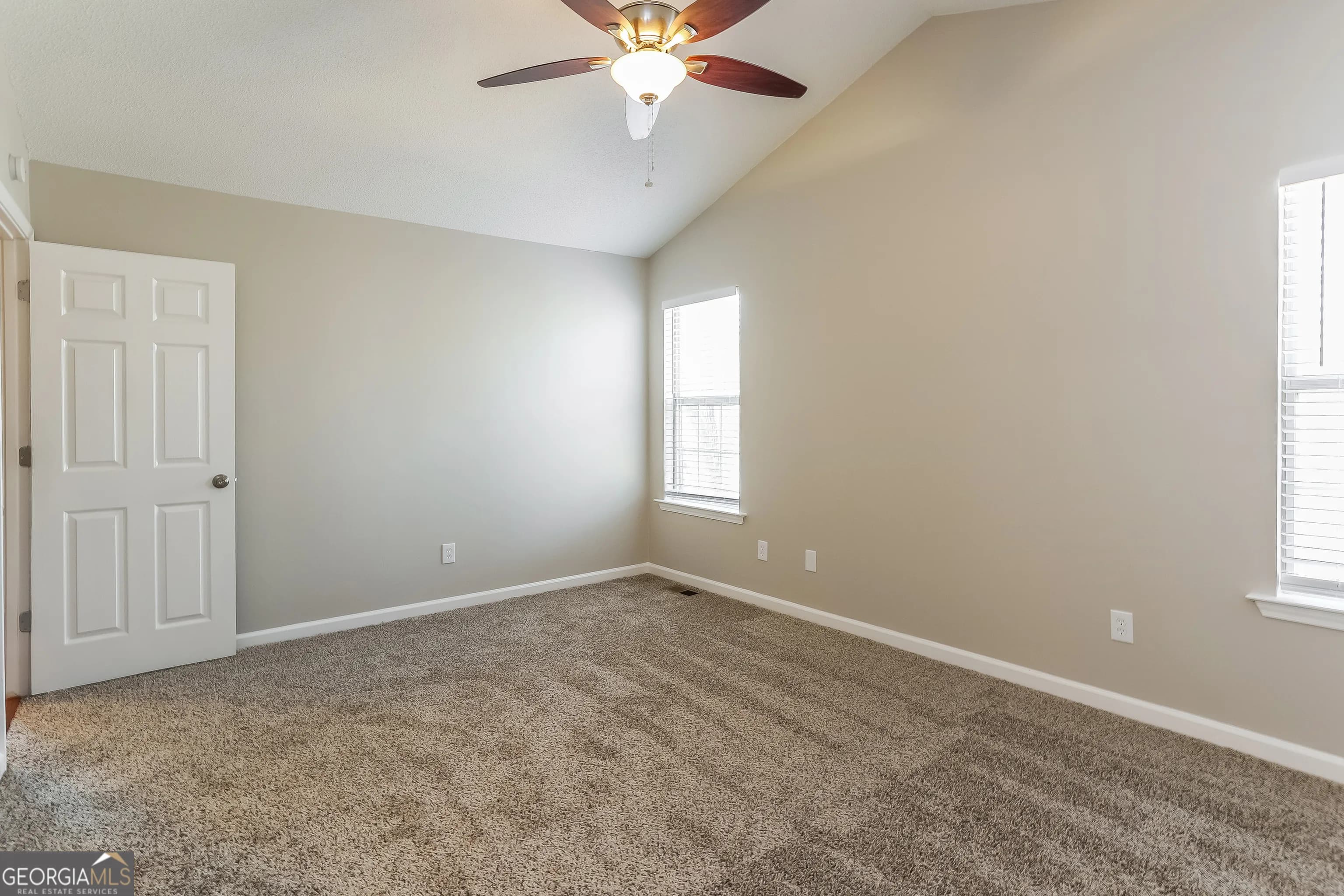 213 Lost Lake Way — photo 8 of 17