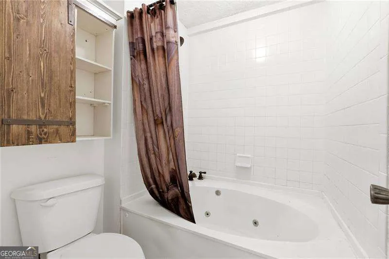 5441 S Lake Dr — photo 12 of 31